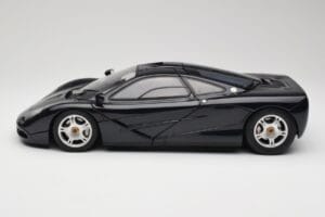 McLaren F1 Dark Blue Metallic Minichamps 1:12 530133128 Pressofusione — immagine 5 di 9