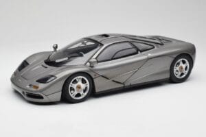 McLaren F1 Dark Silver Minichamps 1:12 530133124 Pressofusione