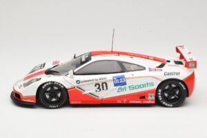 McLaren F1 GTR GT1 #30 West Competition J. Nielsen 1996 UT Models 1:18 39624 Pressofusione — immagine 4 di 8