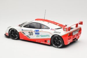 McLaren F1 GTR GT1 #30 West Competition J. Nielsen 1996 UT Models 1:18 39624 Pressofusione — immagine 7 di 8
