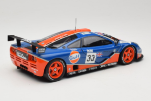 McLaren F1 GTR Gulf #33 R. Bellm / M. Weaver / J-J. Lehto 24 Hours of Le Mans 1996 UT Models 1:18 530161833 Pressofusione — immagine 3 di 8