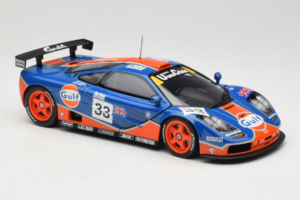 McLaren F1 GTR Gulf #33 R. Bellm / M. Weaver / J-J. Lehto 24 Hours of Le Mans 1996 UT Models 1:18 530161833 Pressofusione — immagine 6 di 8