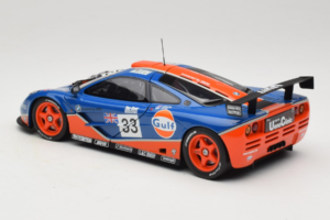 McLaren F1 GTR Gulf #33 R. Bellm / M. Weaver / J-J. Lehto 24 Hours of Le Mans 1996 UT Models 1:18 530161833 Pressofusione — immagine 7 di 8