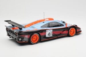 McLaren F1 GTR #41 P-H. Raphanel / C. Gounon / A. Olofsson 24 Hours of Le Mans 1997 UT Models 1:18 39727 Pressofusione — immagine 3 di 8