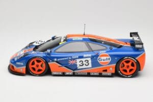 McLaren F1 GTR Gulf Racing #33 S. Bellm / A. Weaver / J. Lehto 24 Hours of Le Mans 1996 Minichamps 1:18 530133633 Pressofusio — immagine 4 di 8