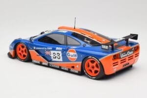 McLaren F1 GTR Gulf Racing #33 S. Bellm / A. Weaver / J. Lehto 24 Hours of Le Mans 1996 Minichamps 1:18 530133633 Pressofusio — immagine 7 di 8