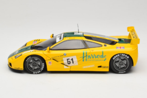 McLaren F1 GTR #51 Mach One Racing Le Mans 1995 UT Models 1:18 530151851 Pressofusione — immagine 4 di 8