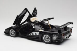 McLaren F1 GTR #41 T. Büscher / R. Gounon 1997 UT Models 1:18 26011 Pressofusione — immagine 5 di 8