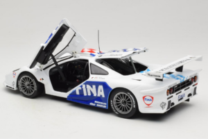 McLaren F1 GTR #9 P. Kox / R. Ravaglia FIA GT Championship 1997 UT Models 1:18 39711 Pressofusione — immagine 5 di 8
