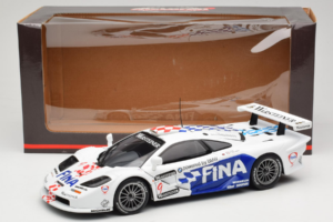 McLaren F1 GTR #9 P. Kox / R. Ravaglia FIA GT Championship 1997 UT Models 1:18 39711 Pressofusione — immagine 8 di 8
