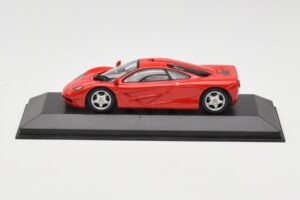 McLaren F1 Rosso Minichamps 1:43 433133438 Pressofusione