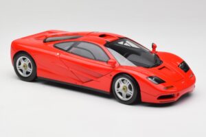 McLaren F1 Magma Rosso Minichamps 1:18 530133422 Pressofusione — immagine 6 di 8