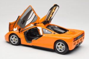 McLaren F1 Arancione Minichamps 1:18 530133421 Pressofusione — immagine 5 di 8