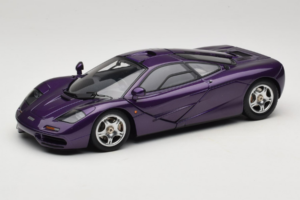 McLaren F1 Viola LCD 1:18 LCD18014-PU Pressofusione