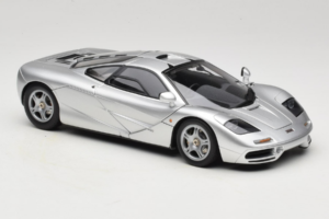 McLaren F1 Argento LCD 1:18 LCD18014-SI Pressofusione — immagine 6 di 8