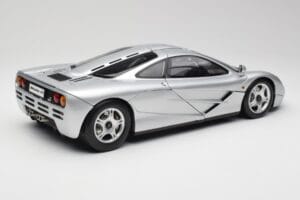 McLaren F1 Argento Minichamps 1:12 530133129 Pressofusione — immagine 3 di 8