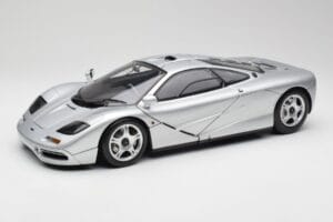 McLaren F1 Argento Minichamps 1:12 530133129 Pressofusione