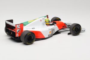 McLaren MP4/8 Ford #8 A. Senna Winner Australian GP 1993 Minichamps 1:18 540933838 Pressofusione — immagine 2 di 7