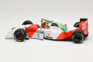 McLaren MP4/8 Ford #8 A. Senna Winner European GP Donington 1993 Minichamps 1:18 540931848 Pressofusione — immagine 3 di 6