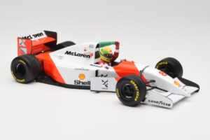 McLaren MP4/8 Ford #8 A. Senna Winner European GP Donington 1993 Minichamps 1:18 540931848 Pressofusione — immagine 4 di 6