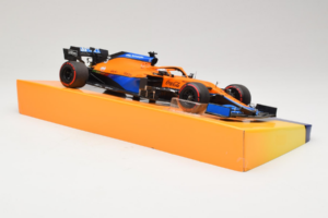 McLaren MCL35M Mercedes #3 D. Ricciardo McLaren F1 Team Bahrain Grand Prix 2021 Minichamps 1:18 533211803 Resina — immagine 4 di 7