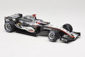 McLaren MP4-20 Mercedes #9 K. Raikkonen F1 2005 Minichamps 1:18 B66962337 Pressofusione — immagine 4 di 6