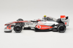 McLaren MP4-24 Mercedes #2 H. Kovalainen F1 2009 Dealer Edition Minichamps 1:18 B66960041 Pressofusione — immagine 3 di 7