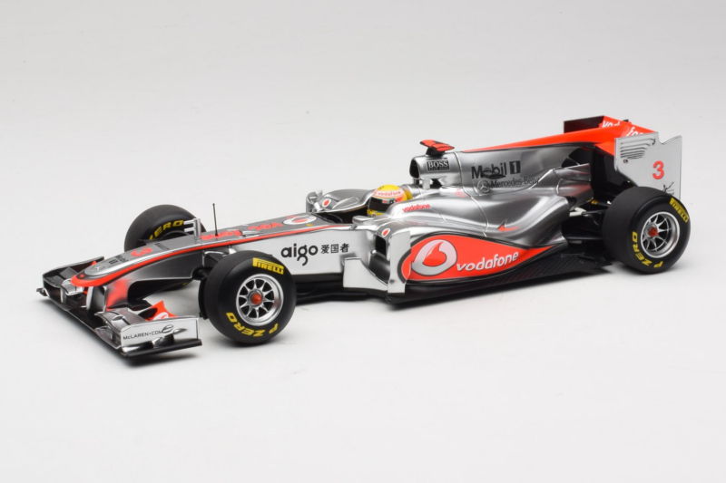 McLaren MP4-26 Mercedes #3 L. Hamilton Vodafone McLaren Showcar F1 2011 Minichamps 1:18 530111873 Pressofusione