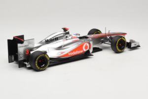 McLaren MP4-27 Mercedes #3 J. Button Vodafone McLaren Showcar F1 2012 Minichamps 1:18 530121873 Pressofusione — immagine 2 di 7