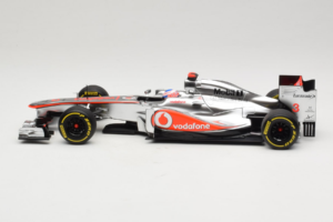 McLaren MP4-27 Mercedes #3 J. Button Vodafone McLaren Showcar F1 2012 Minichamps 1:18 530121873 Pressofusione — immagine 3 di 7
