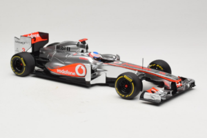 McLaren MP4-27 Mercedes #3 J. Button Vodafone McLaren Showcar F1 2012 Minichamps 1:18 530121873 Pressofusione — immagine 4 di 7