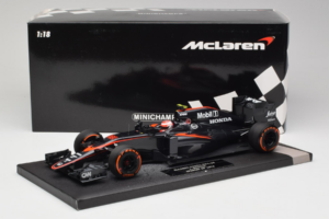 McLaren MP4-30 Honda #22 J. Button McLaren Honda F1 Team Spanish Grand Prix 2015 Minichamps 1:18 537151122 Pressofusione — immagine 7 di 7