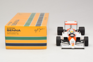 McLaren MP4/4 Honda #12 A. Senna Marlboro McLaren F1 World Champion 1988 Minichamps 1:18 540881812 Pressofusione — immagine 6 di 7