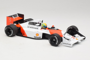 McLaren MP4/5B Honda #27 A. Senna Marlboro McLaren F1 World Champion 1990 Minichamps 1:18 540901827 Pressofusione — immagine 4 di 7
