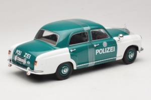 Mercedes 180 Ponton Polizei Revell 1:18 8863 Pressofusione — immagine 2 di 6