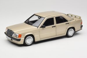 Mercedes 190E W201 2.3-16 Smoke Silver Metallic Norev 1:18 183831 Pressofusione