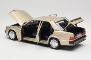 Mercedes 190E W201 2.3-16 Smoke Silver Metallic Norev 1:18 183831 Pressofusione — immagine 5 di 8