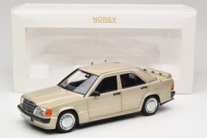 Mercedes 190E W201 2.3-16 Smoke Silver Metallic Norev 1:18 183831 Pressofusione — immagine 8 di 8