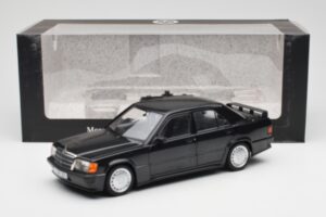 Mercedes 190E 2.3-16 W201 Nero Edizione Dealer Norev 1:18 B66040663 Pressofusione — immagine 8 di 8