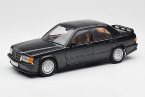 Mercedes 190E 2.3-16 W201 Blu Nero Metallic AUTOart 1:18 76122 Pressofusione
