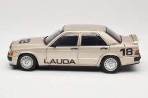 Mercedes 190E 2.3-16 W201 #1 N. Lauda Race of Champions Nurburgring 1984 AUTOart 1:18 88431 Pressofusione — immagine 4 di 8