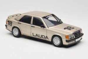 Mercedes 190E 2.3-16 W201 #1 N. Lauda Race of Champions Nurburgring 1984 AUTOart 1:18 88431 Pressofusione — immagine 6 di 8