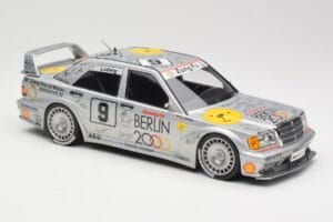 Mercedes 190E 2.5-16 EVO II W201 #9 Zung Fu K. Ludwig Guia Race Macau 1992 Minichamps 1:18 155923609 Pressofusione — immagine 2 di 6