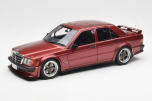Mercedes 190E 2.5-16 W201 RAUH-Welt Republik Rosso Otto 1:18 OT1083 Resina