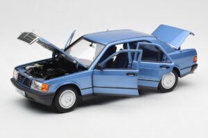 Mercedes 190E W201 Diamond Blu Edizione Dealer Norev 1:18 B66040661 Pressofusione — immagine 2 di 8