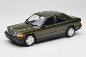 Mercedes 190E W201 Verde Metallizzato Minichamps 1:18 155037001 Pressofusione