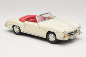 Mercedes 190SL Bianco Maisto 1:18 50274 Pressofusione — immagine 6 di 8