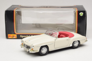 Mercedes 190SL Bianco Maisto 1:18 50274 Pressofusione — immagine 8 di 8