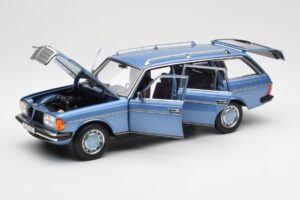 Mercedes 200 S123 T-Model Diamond Blu Edizione Dealer Norev 1:18 B66040671 Pressofusione — immagine 2 di 8
