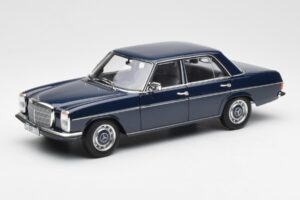 Mercedes 200 W114 Midnight Blu Edizione Dealer Norev 1:18 B66040694 Pressofusione